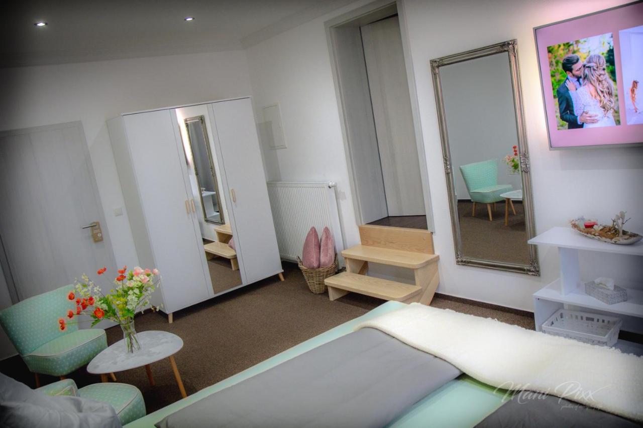 Villa Prestige Zeitz Esterno foto